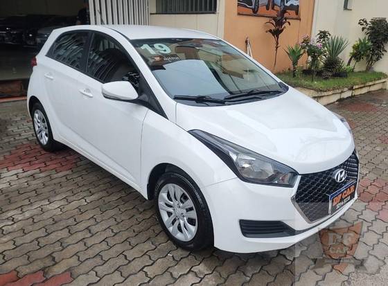 HYUNDAI HB20 1.0 COMFORT PLUS 12V FLEX 4P MANUAL